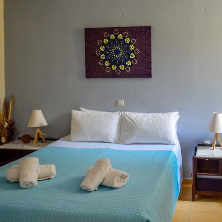 Manto On The Beach Apartments บาร์บาตี ภายนอก รูปภาพ