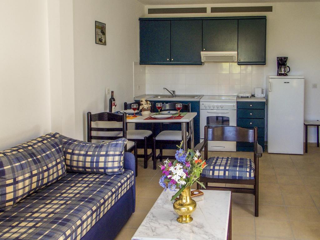 Manto On The Beach Apartments บาร์บาตี ภายนอก รูปภาพ