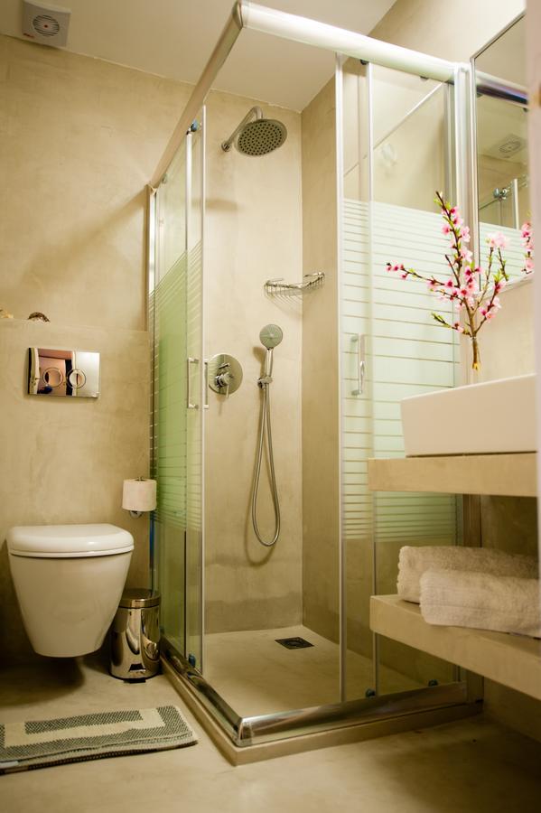 Manto On The Beach Apartments บาร์บาตี ภายนอก รูปภาพ
